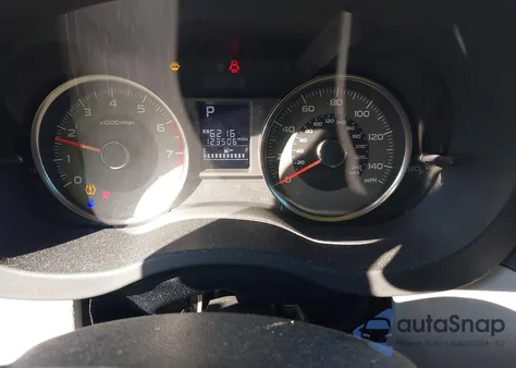 2015 Subaru Forester 2.5I Limited из США, поврежденный, VIN JF2SJARC8FH542919